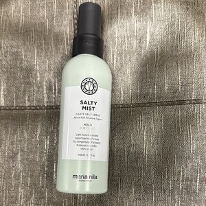 Maria Nila Salty Mist Light Salt Spray - Green